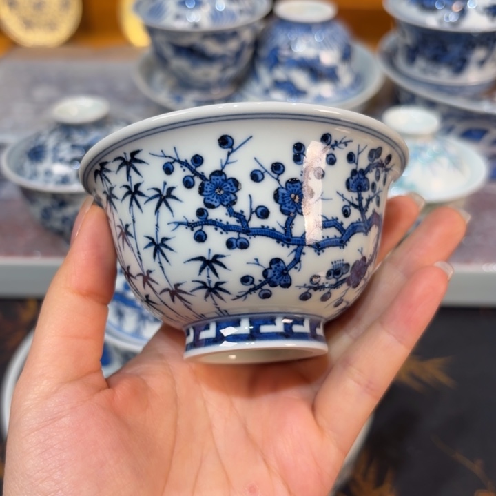 杯子………………………………………………