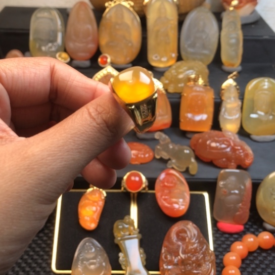 石英质玉合金戒指古*胡