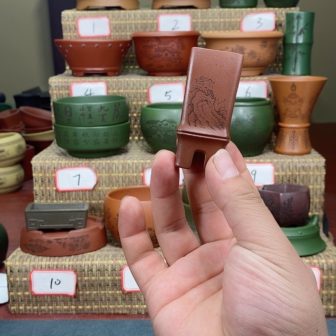 紫砂花盆我在等他