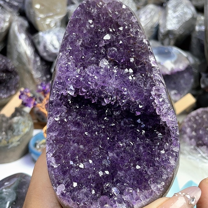 未镶嵌紫晶大型摆件（非配饰）