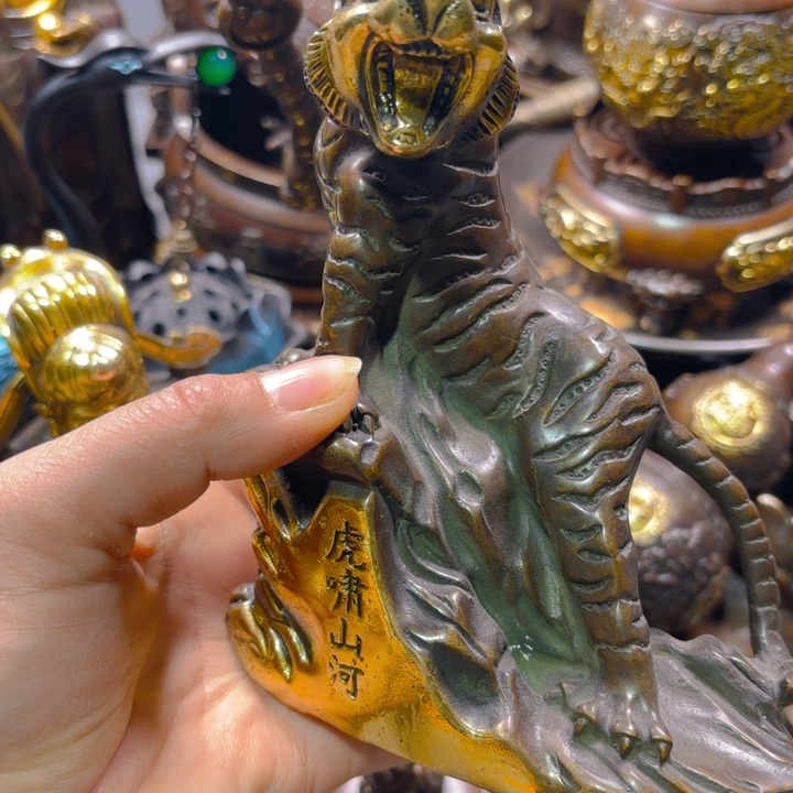 铜器摆件收收藏藏
