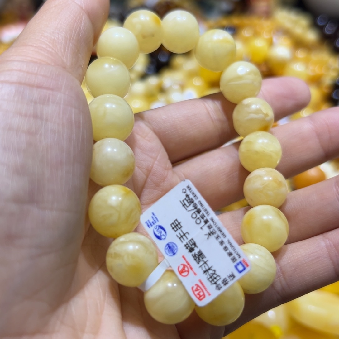 琥珀珠宝奇石未镶嵌