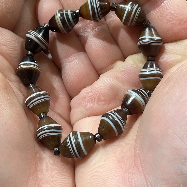 平***生玛瑙/玉髓未镶嵌手链