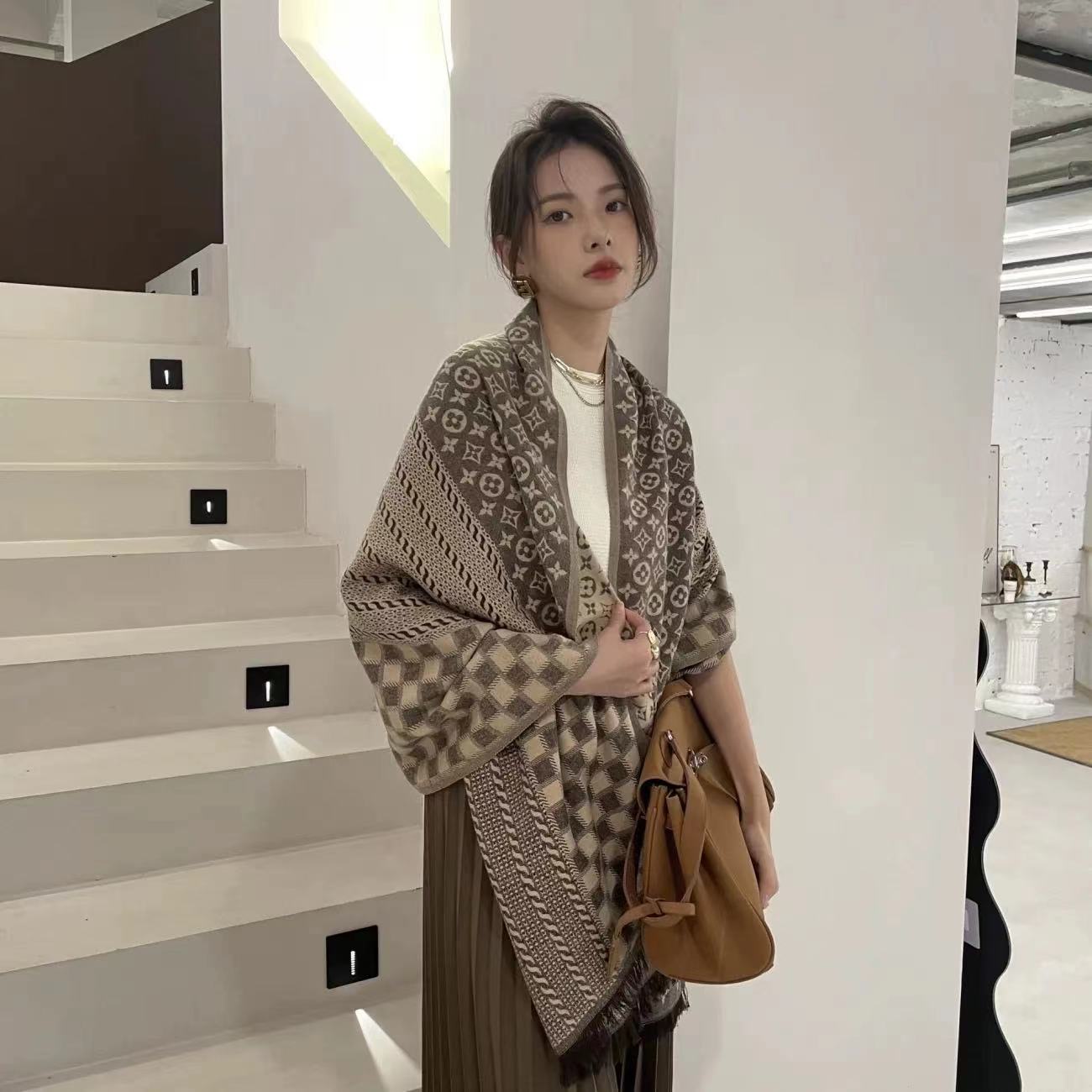 保暖女棋盘格复古港风办公室格子围巾加厚极简风