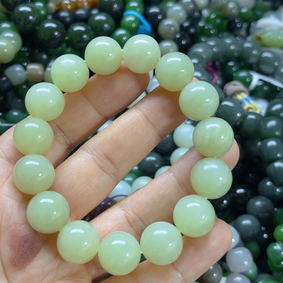 未镶嵌手串和田玉