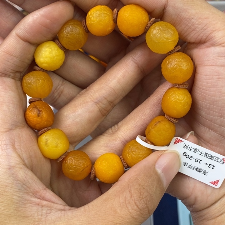 琥珀珠宝奇石未镶嵌