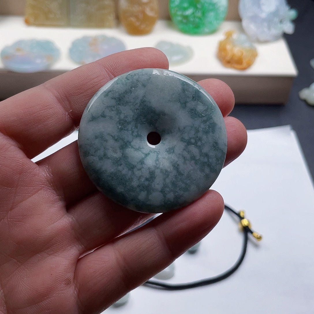 颈饰未镶嵌翡翠雪***_