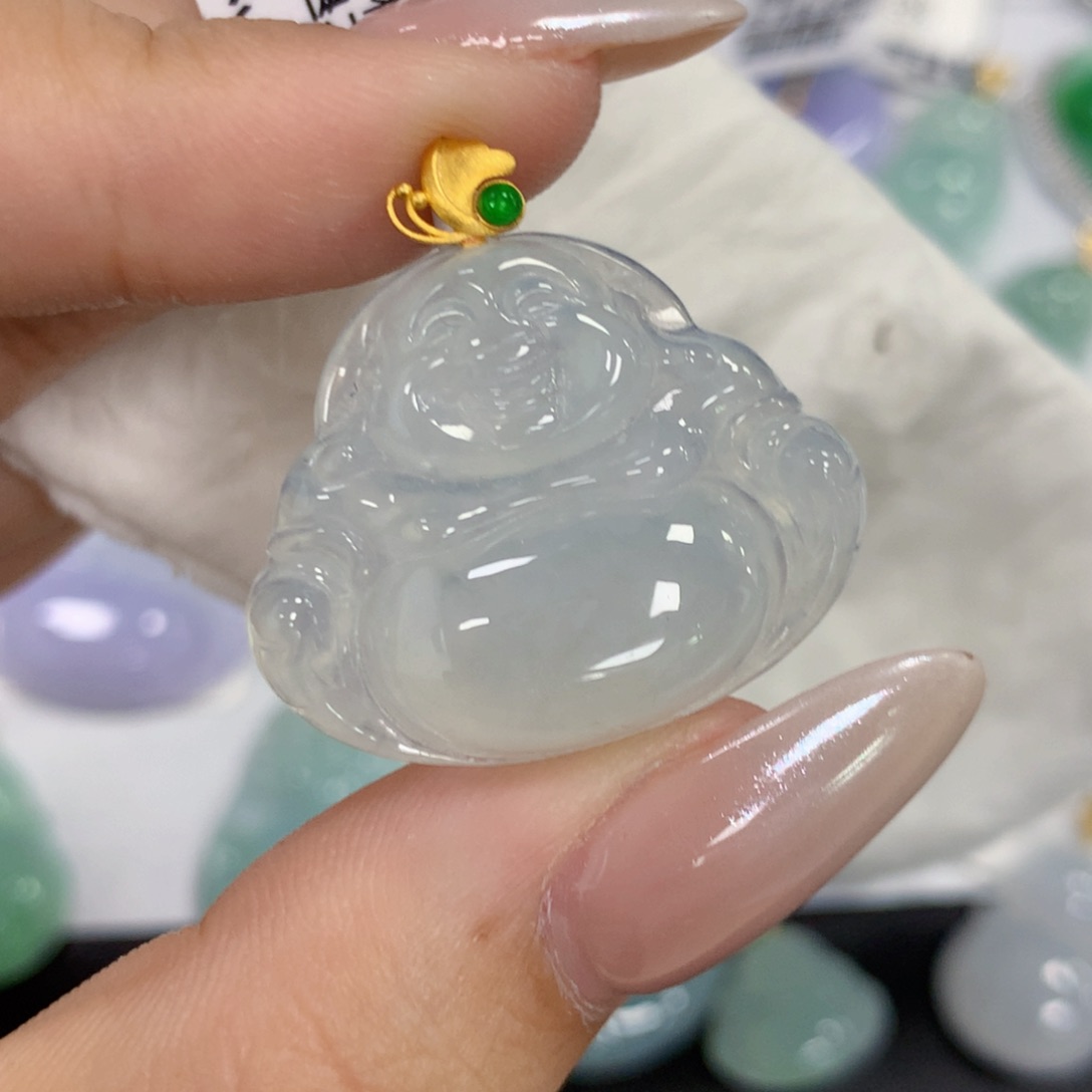 颈饰18K金镶嵌翡翠