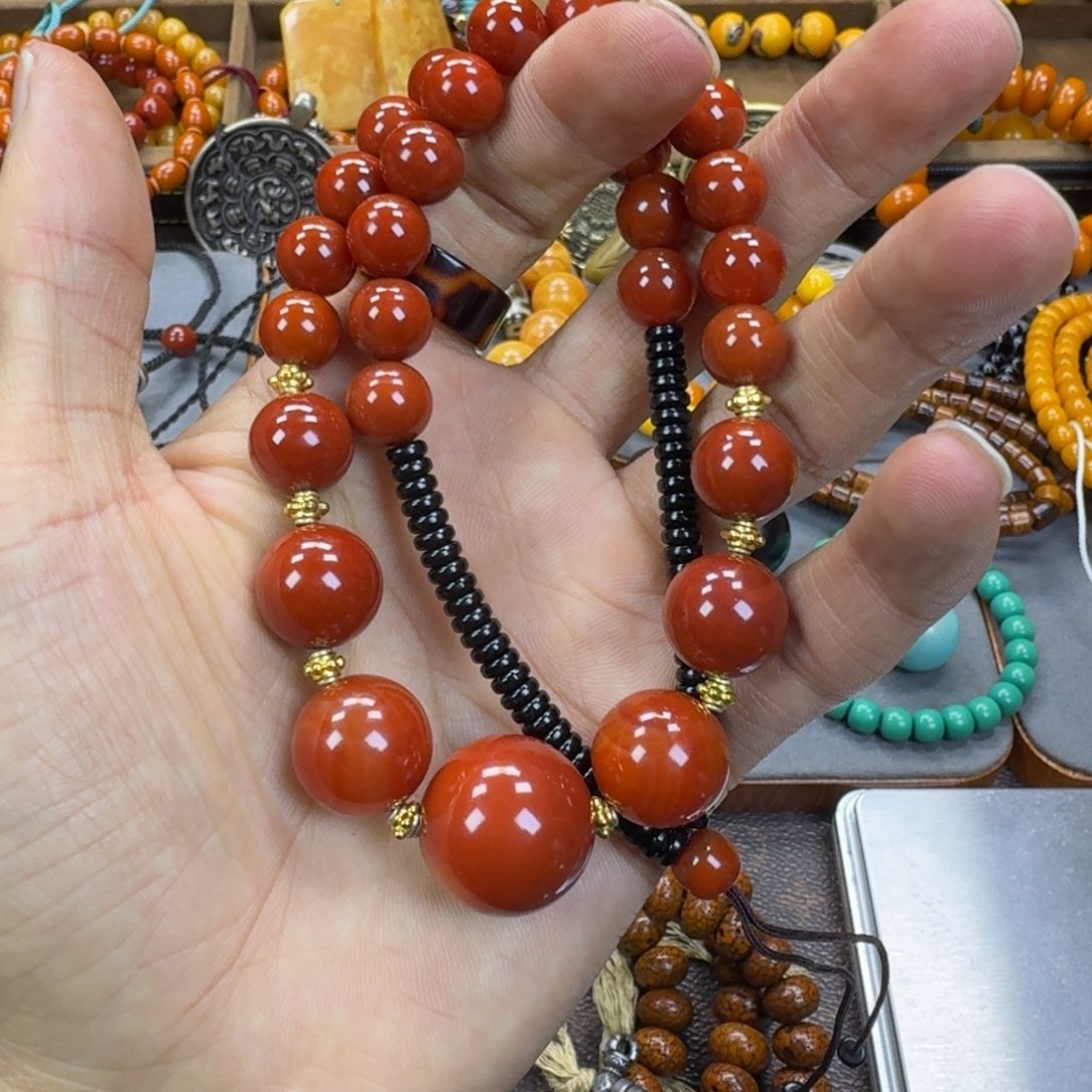 南红玛瑙未镶嵌手链