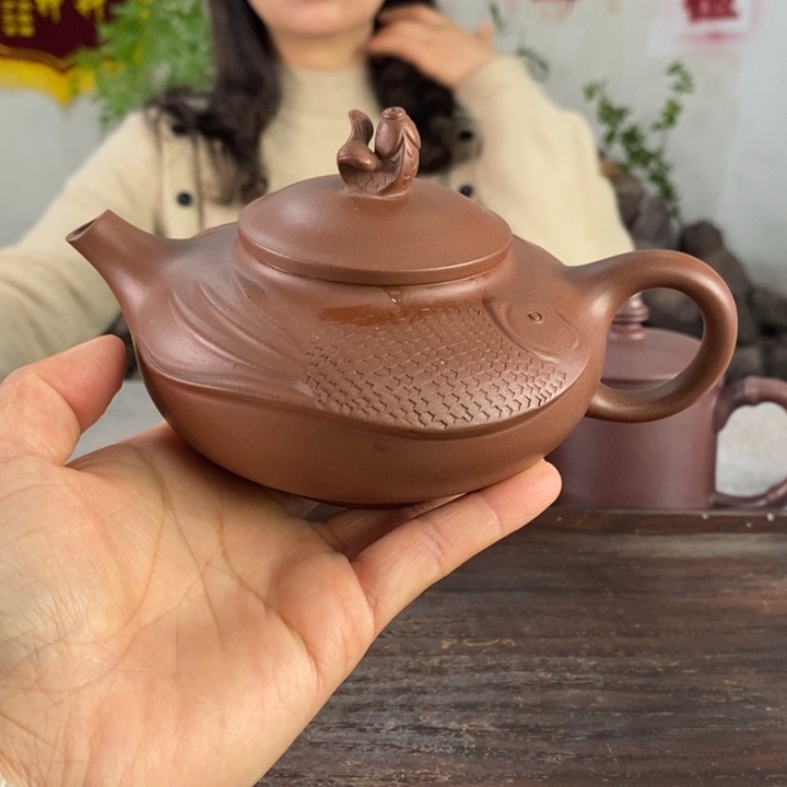 紫砂茶壶紫泥270左右的容量半手制作