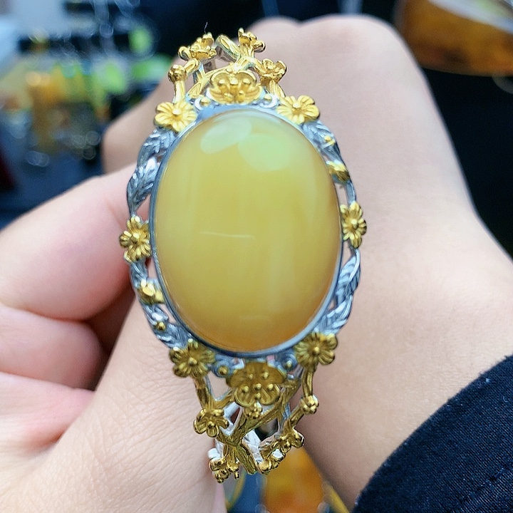 银S925镶嵌琥珀裸石手镯