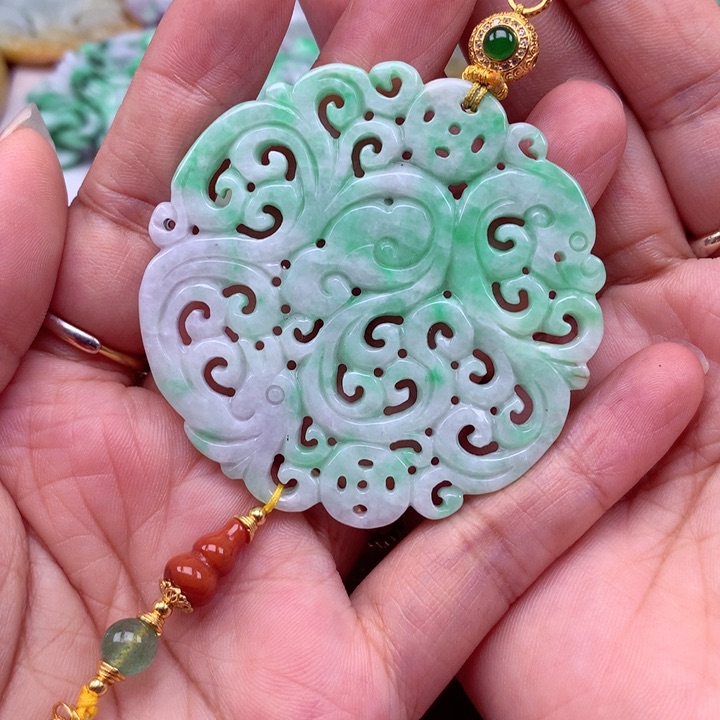 翡翠银S925镶嵌颈饰翡翠