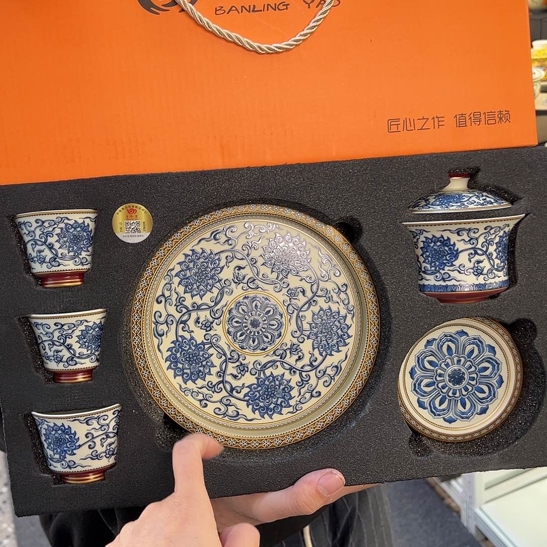 盖碗很漂亮我很喜欢