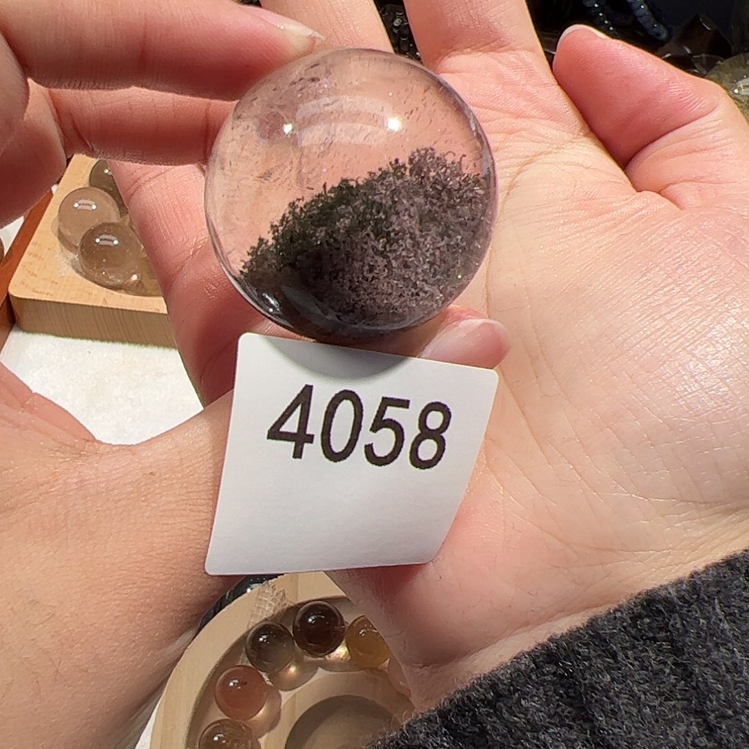 未镶嵌水晶大型摆件（非配饰）