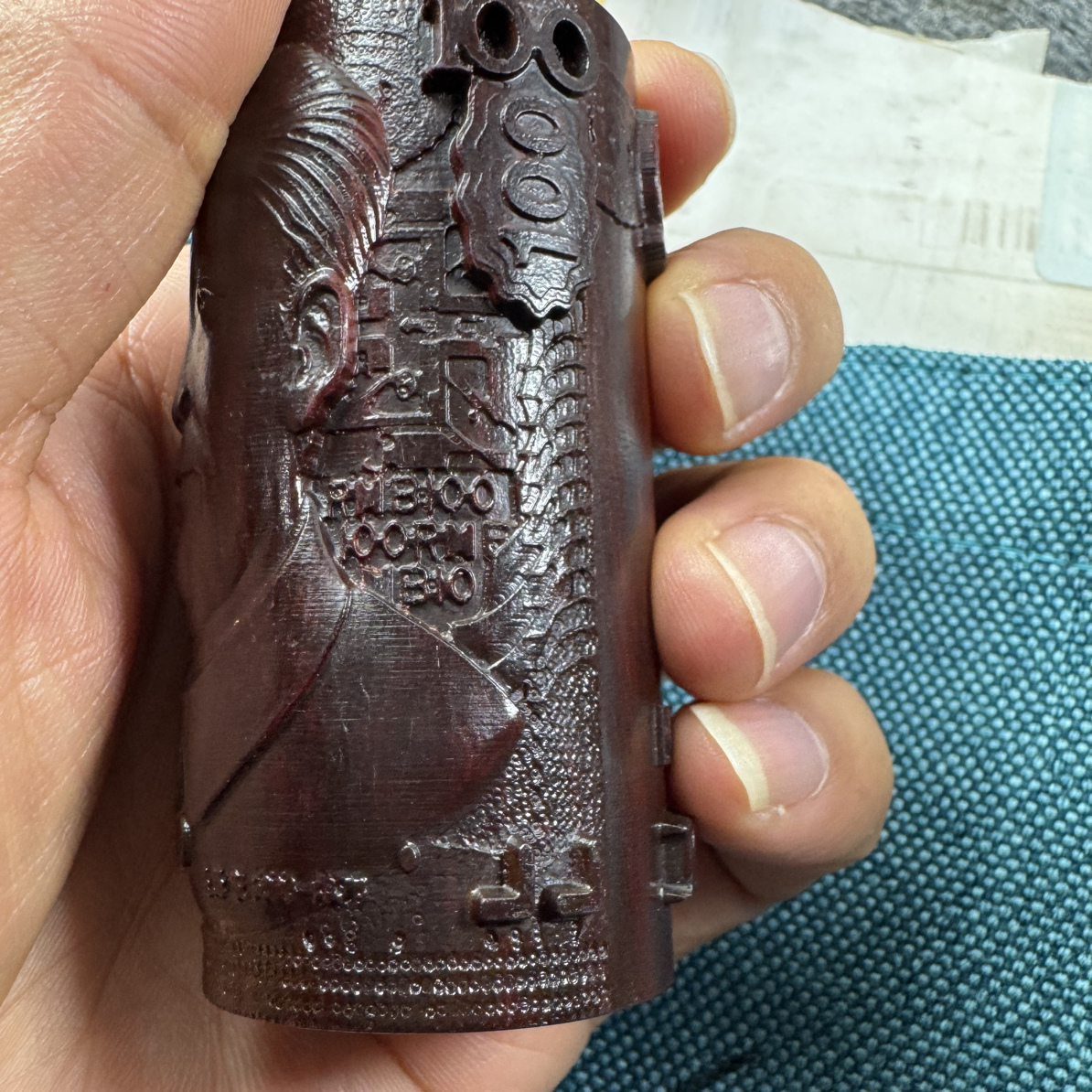 新版 手中有钱 1人物 紫檀木雕刻手工艺