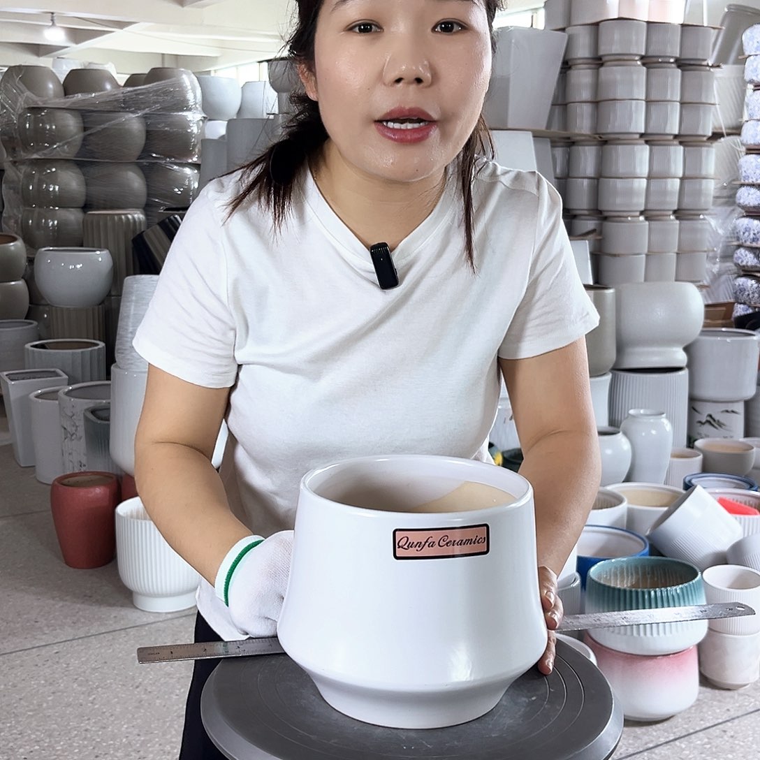 陶瓷口径16.5-15.5。亚白。