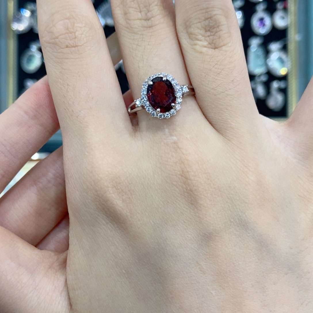 银S925镶嵌戒指石榴石