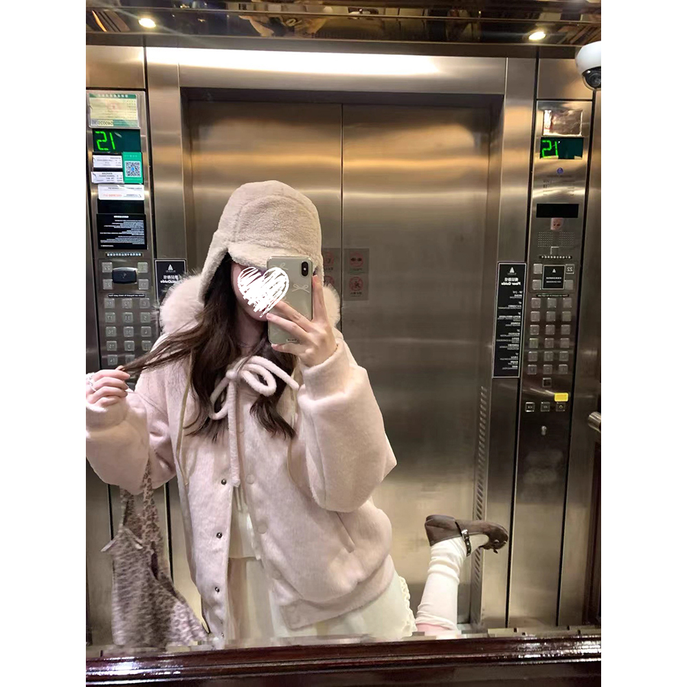 蝴蝶结绑带大毛领连帽外套冬女夹棉加厚保暖休闲上衣  61031