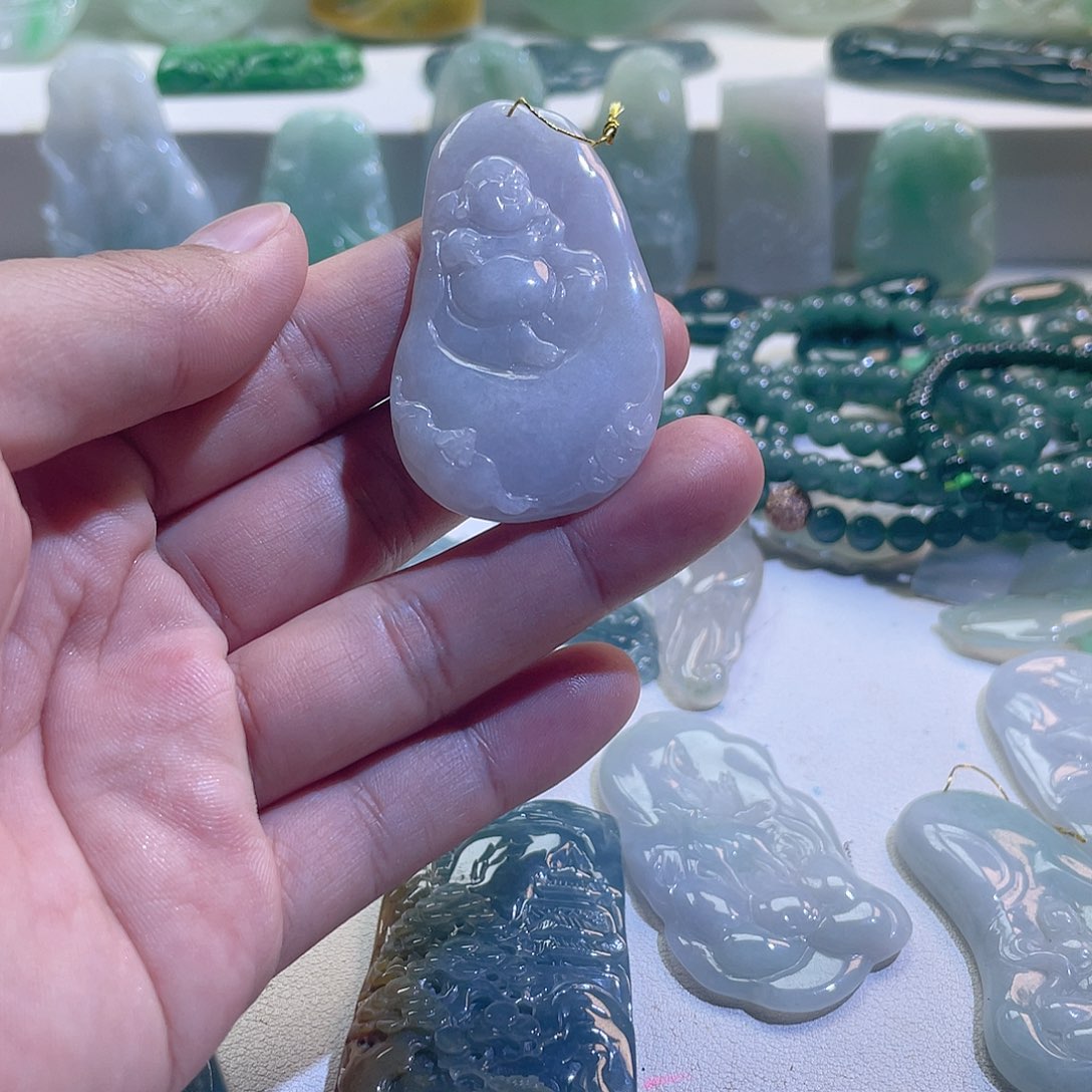 翡翠颈饰未镶嵌翡翠挂件