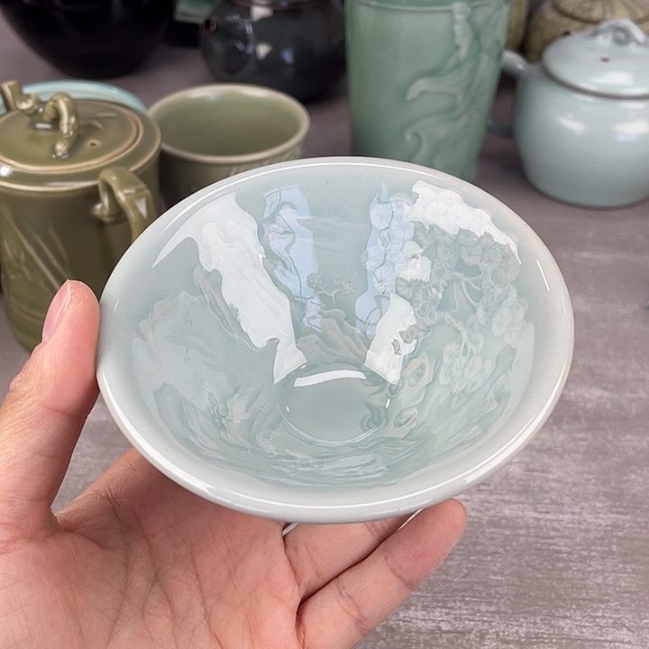 龙泉青瓷哈哈哈哈微微瑕