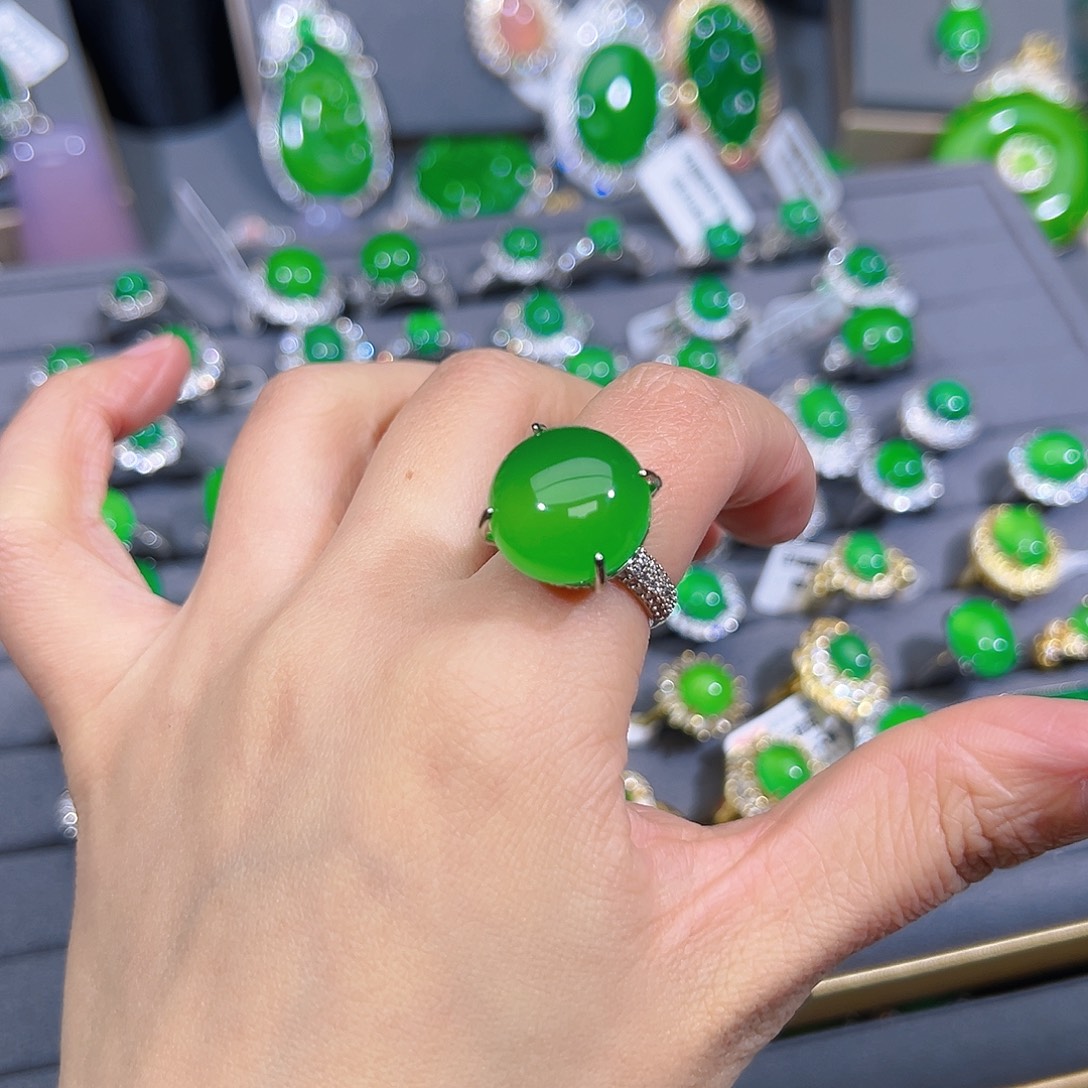 玛瑙/玉髓合金颈饰