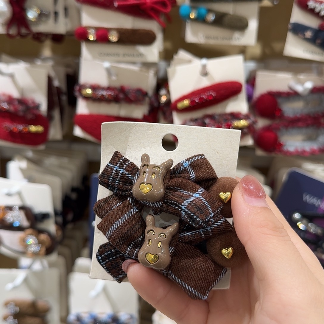 布艺非金属咖色小狗