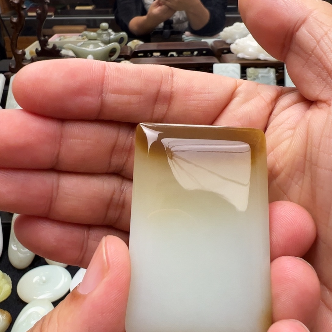 宝***Y和田玉未镶嵌颈饰