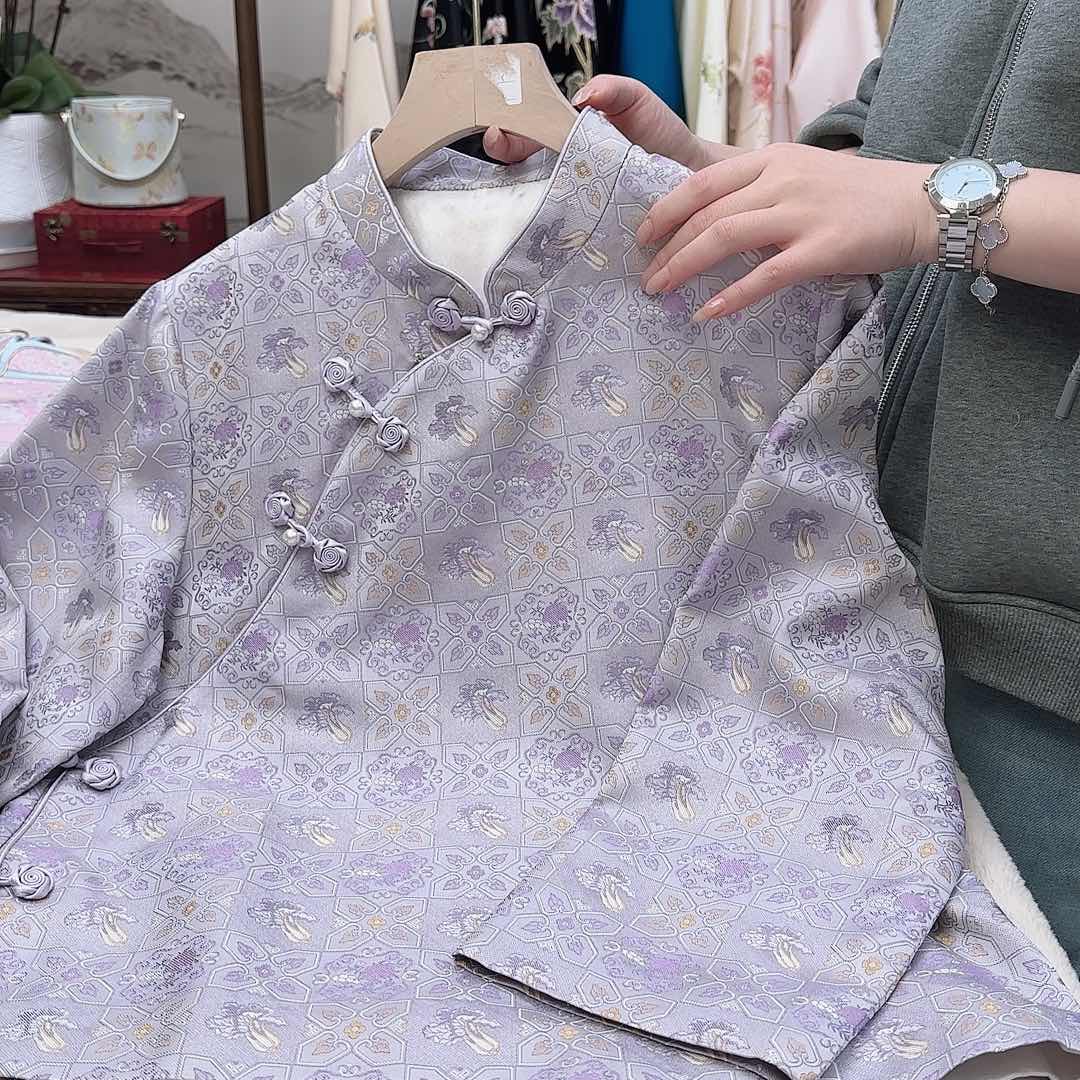 刺绣一**尔苏州真丝衣服