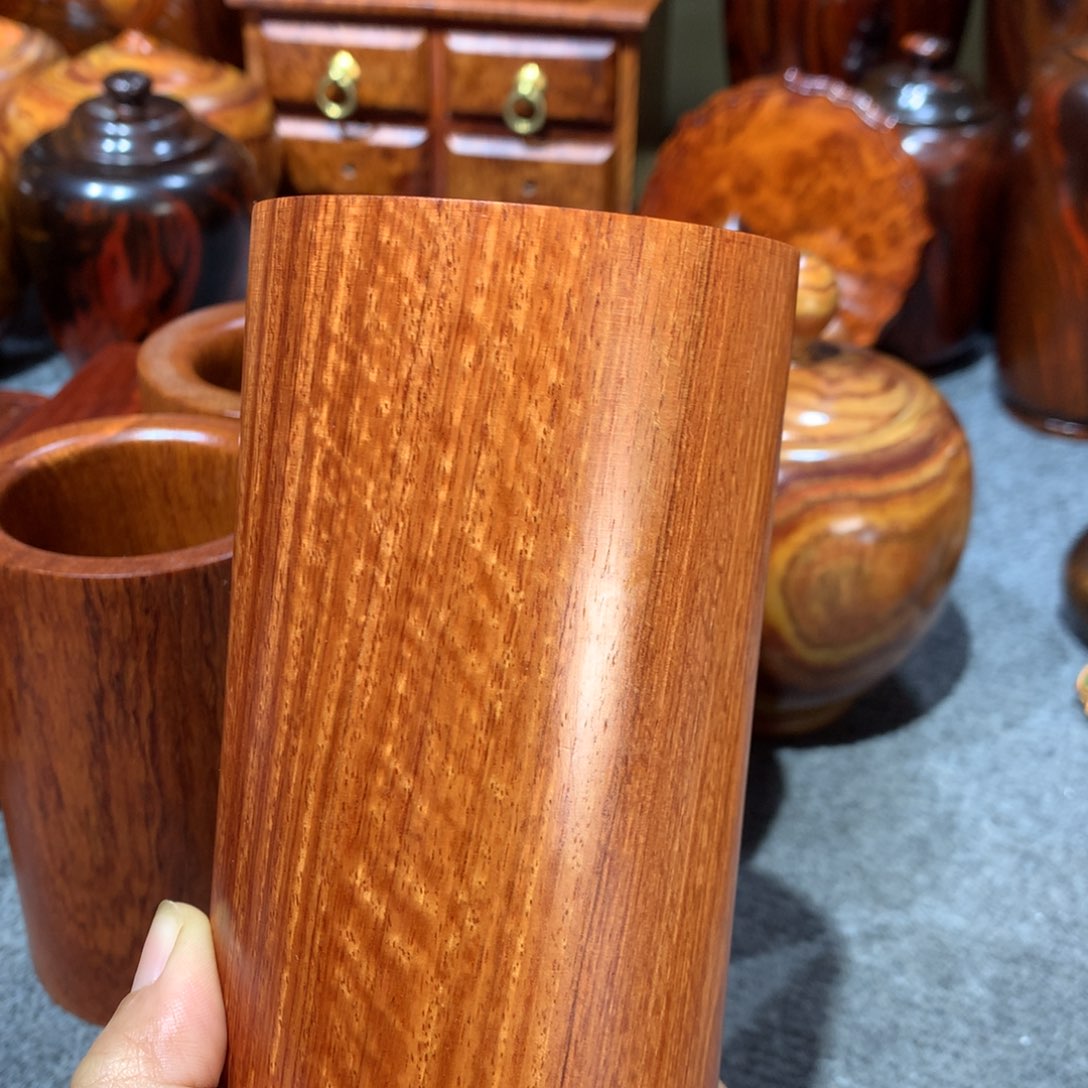 大果紫檀（缅甸花梨）仲*