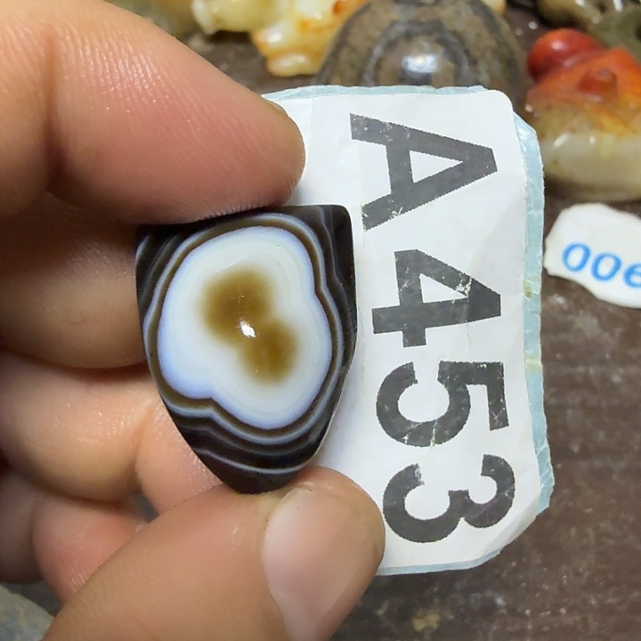 未镶嵌颈饰玛瑙/玉髓