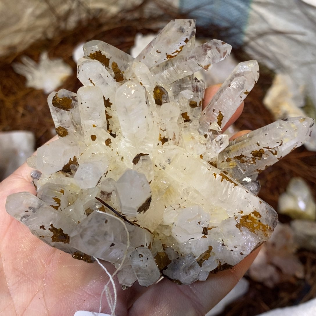 水晶原石摆件未镶嵌水晶