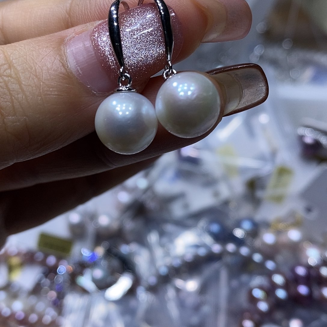 淡水珍珠吊坠未镶嵌