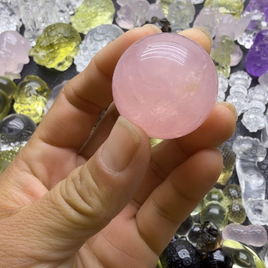 颈饰未镶嵌水晶摆件