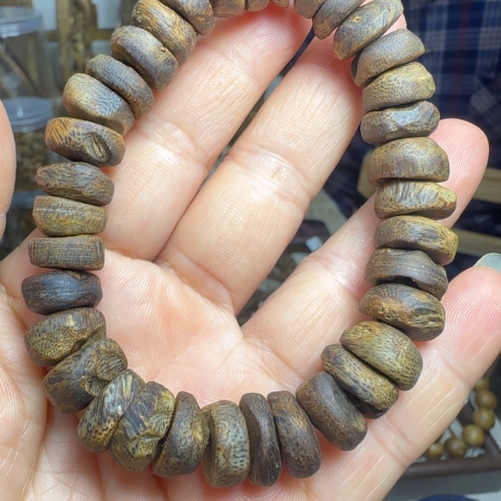 简***单沉香碎屑沉香1.2沉水壳子2 1克+