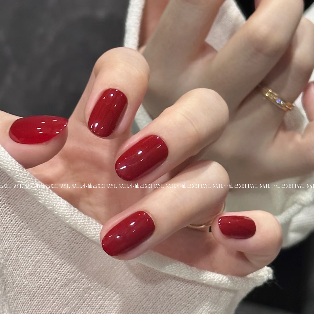 CL港风红 秋冬高级显白复古酒红色网红爆款红底高跟鞋美甲