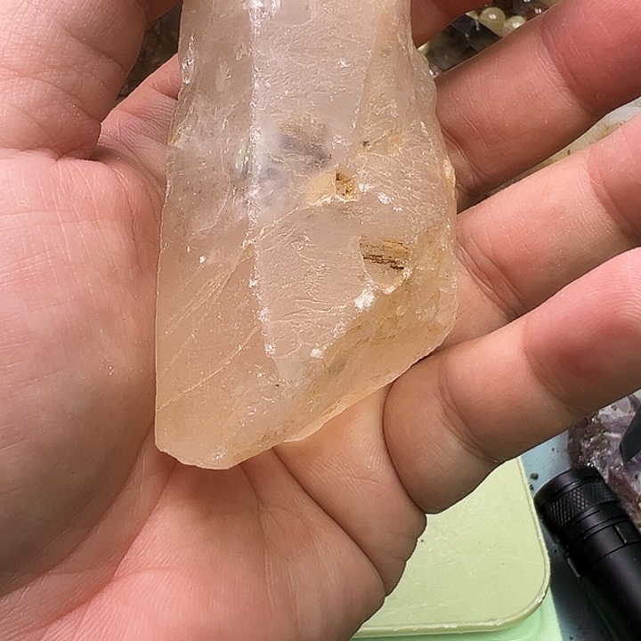 慧***慧水晶未镶嵌珠宝半成品