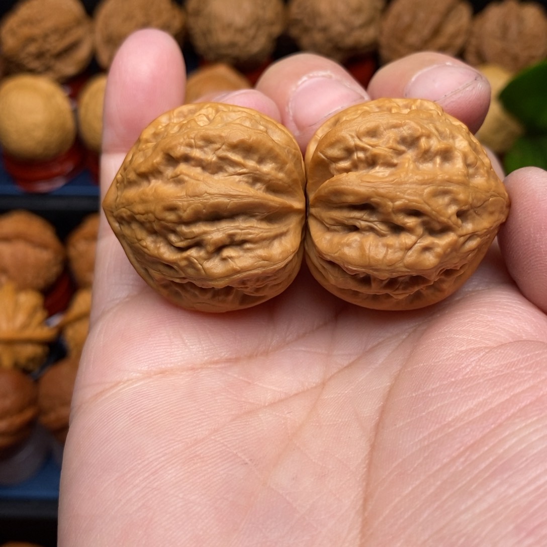 文玩核桃把件手捻精品粗筋