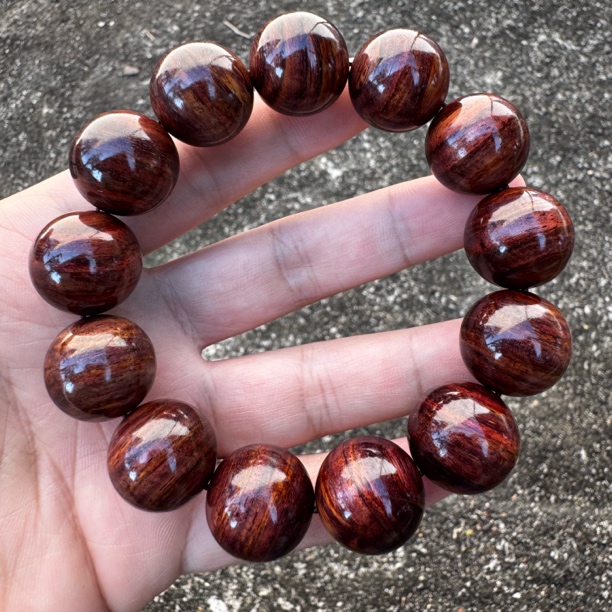 2345海南黄花梨1.8手串多样性发一