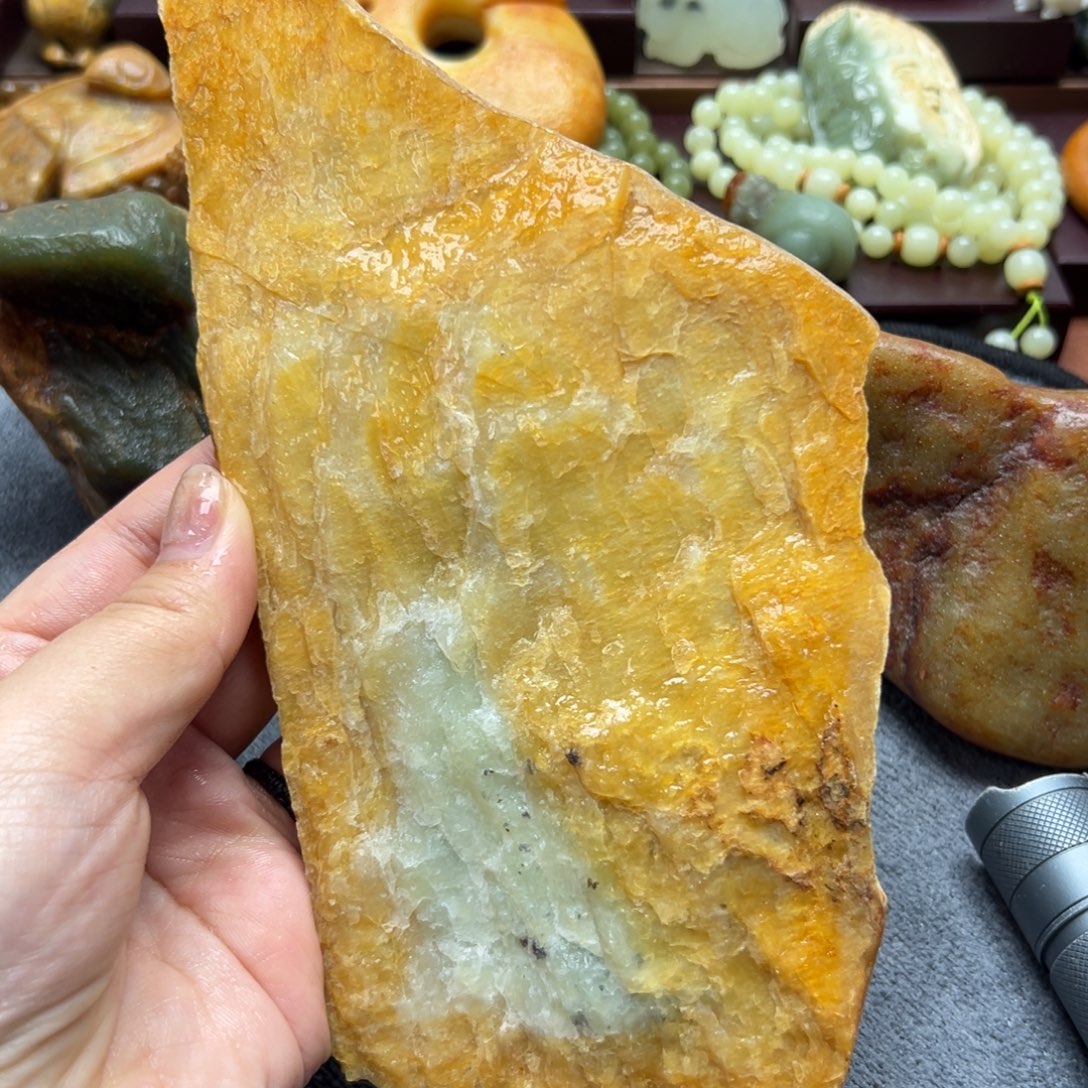 和田玉未镶嵌珠宝奇石