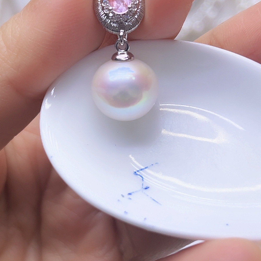 吊坠或者耳钉淡水珍珠未镶嵌