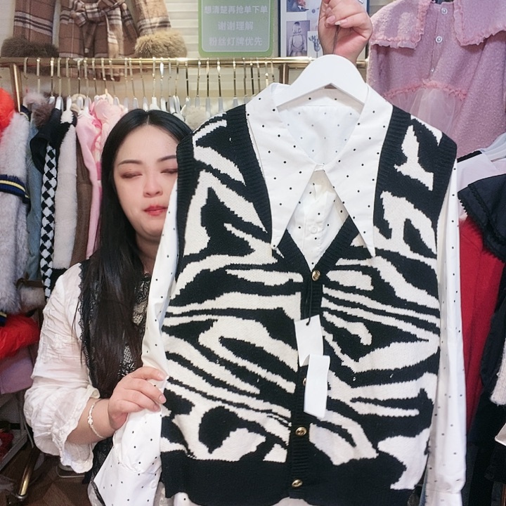 【闪购商品】挂脖款