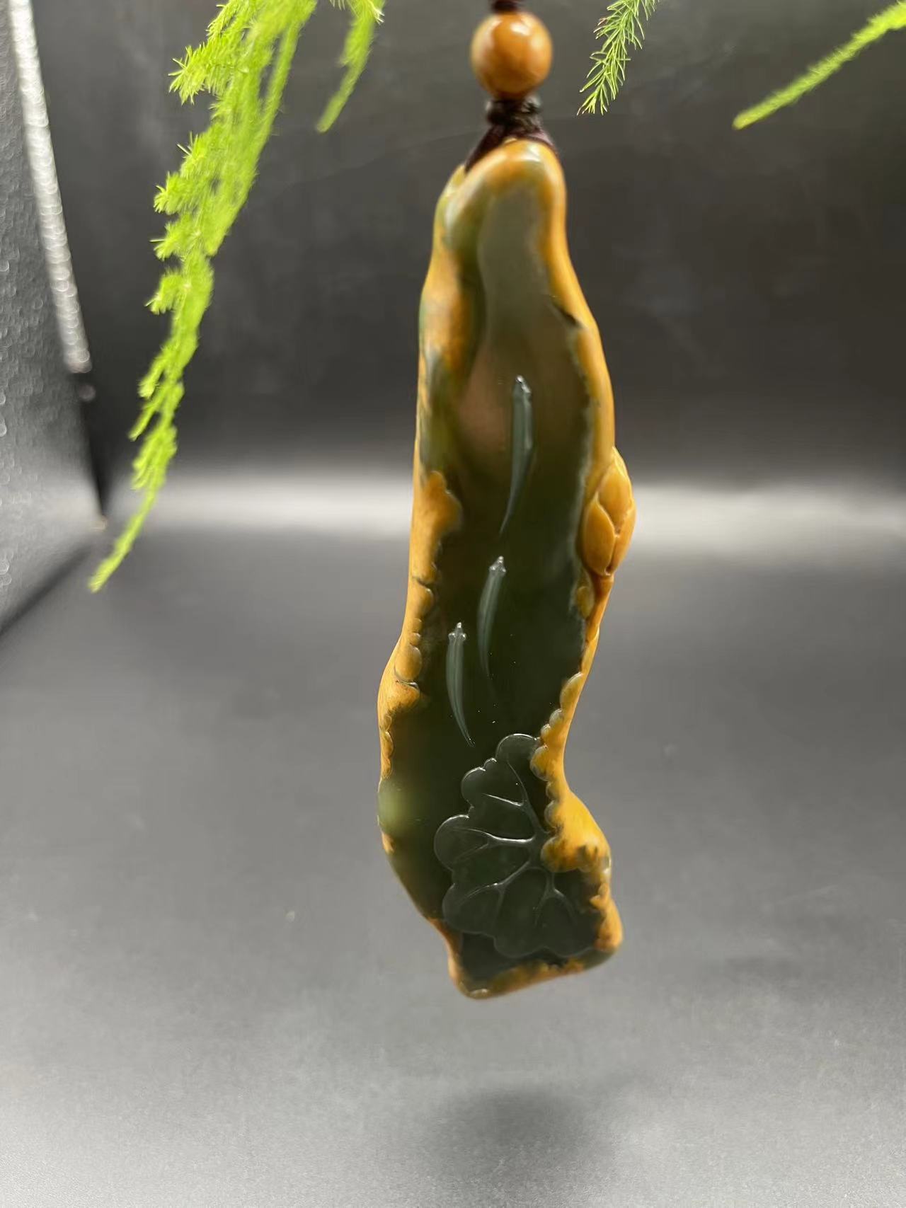 析木河磨原生态圈皮鱼戏莲叶照吉祥大师精工雕刻栩栩如生活灵活现