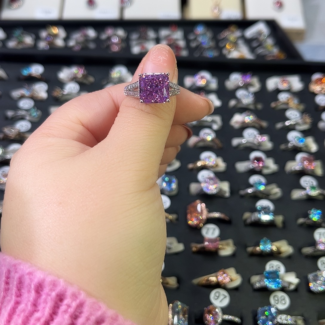 莫桑石非金属SH K白方形紫粉冰花五卡-11