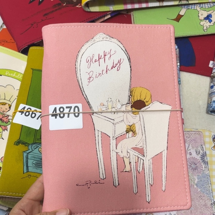 刺绣A5 活页不加纸4870。   