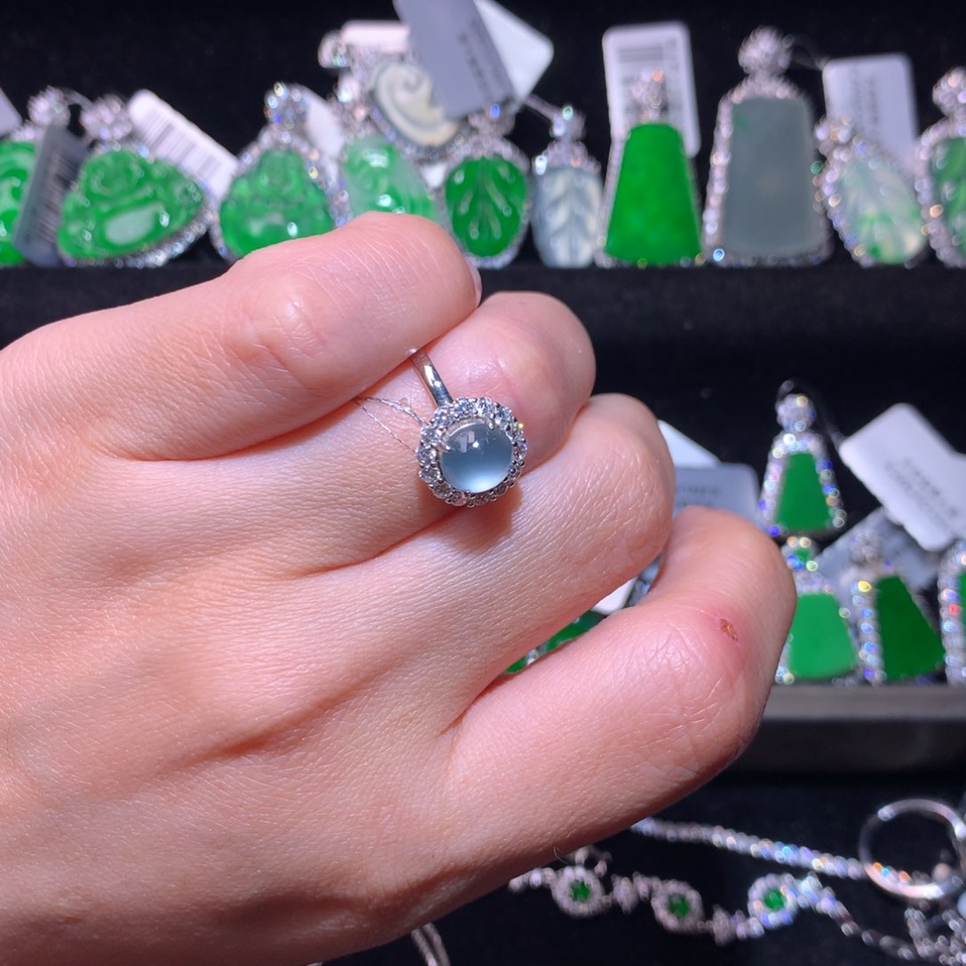 【闪购商品】银S925镶嵌戒指翡翠