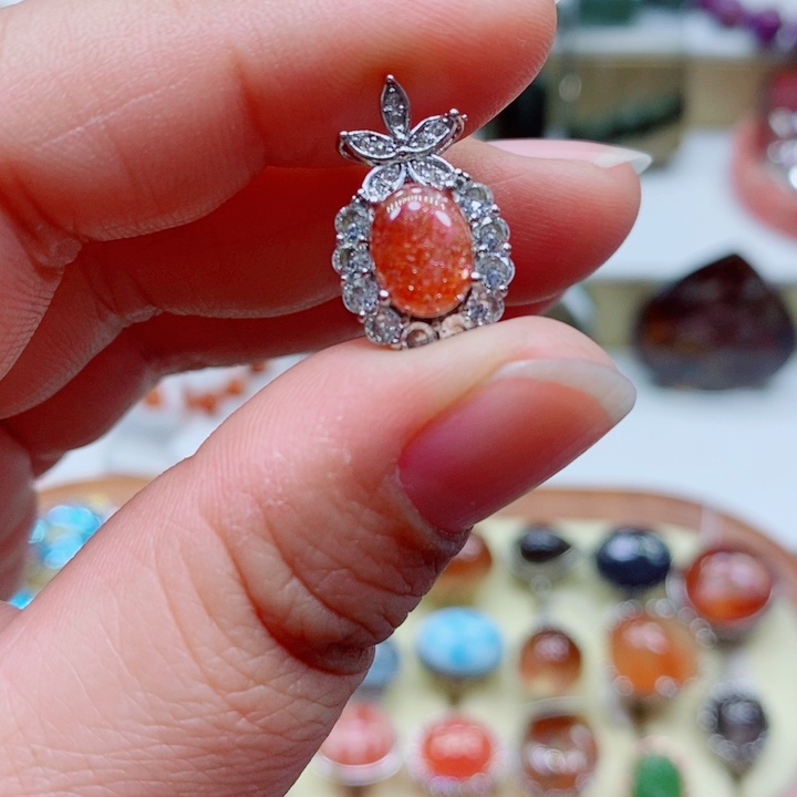 水晶颈饰未镶嵌水晶