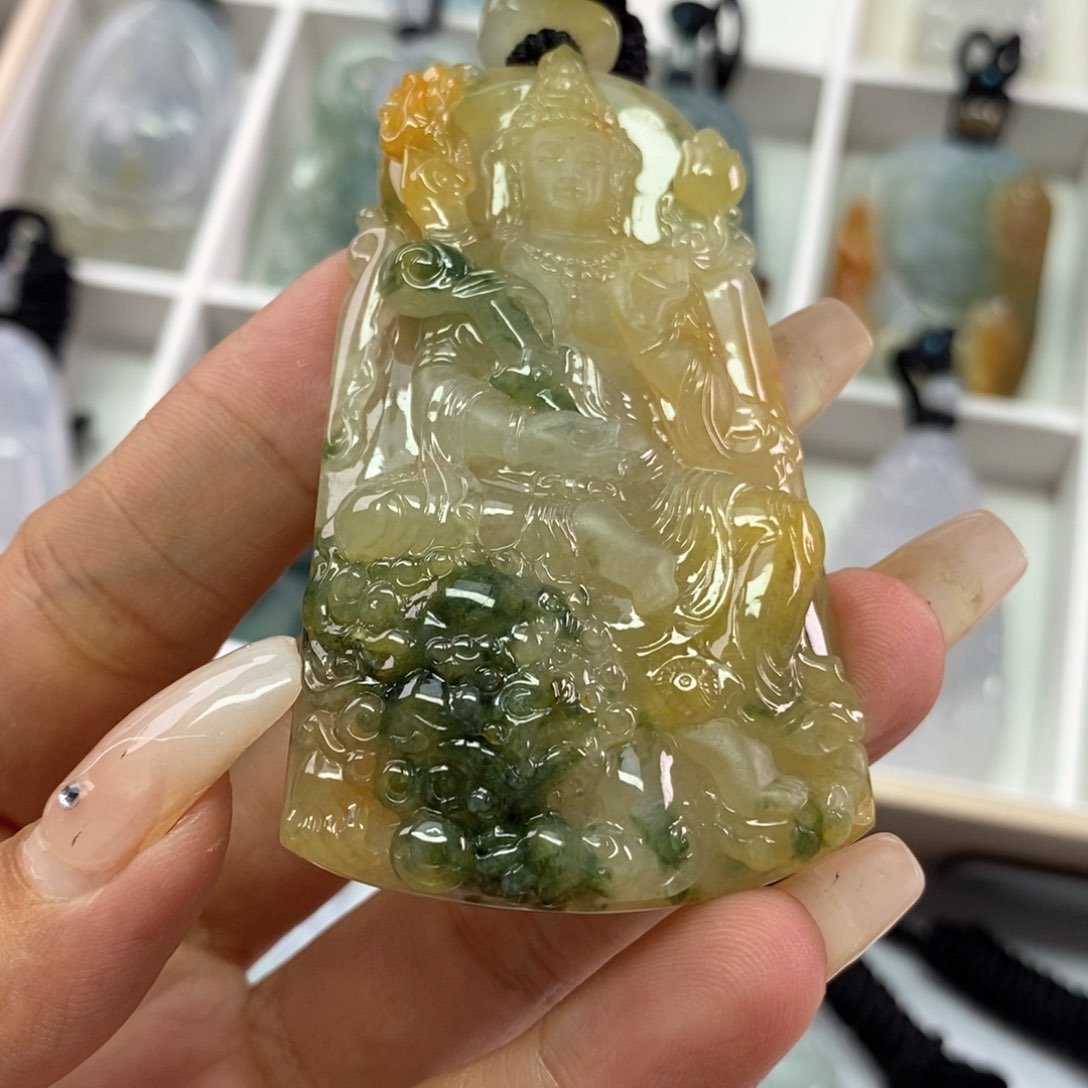 翡翠挂件未镶嵌仙*翡翠