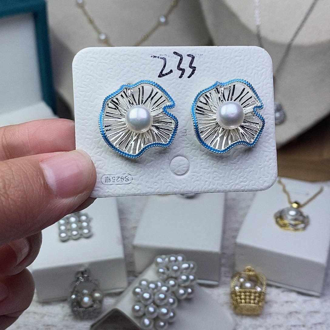 银S925镶嵌耳饰淡水珍珠