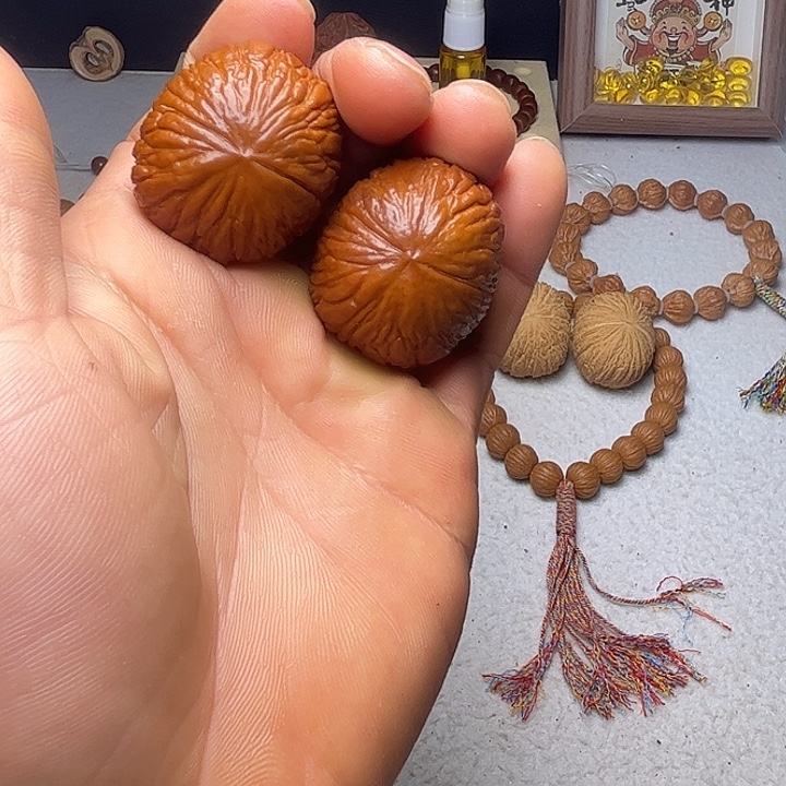 泉***手串猴头核桃回血元宝