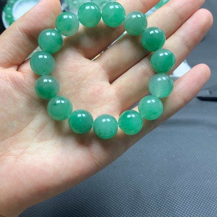 石英质玉未镶嵌手链